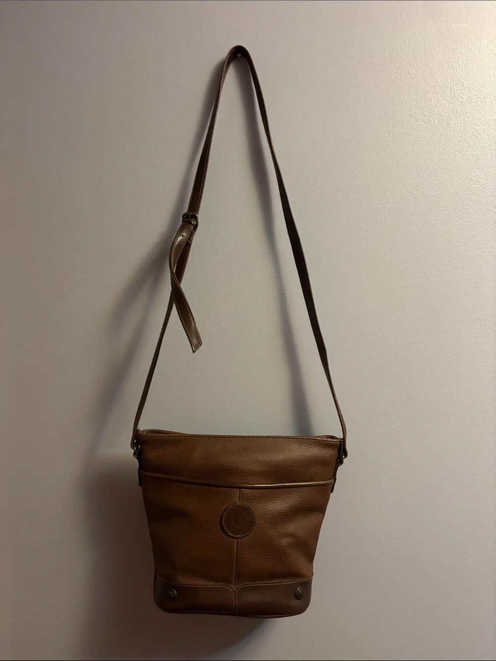 Liz Claiborne Brown Leather Crossbody Bucket Bag
